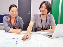 幅広い広告制作を手がける グラフィックデザイナー募集!
